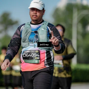 Runner Photo 6876966