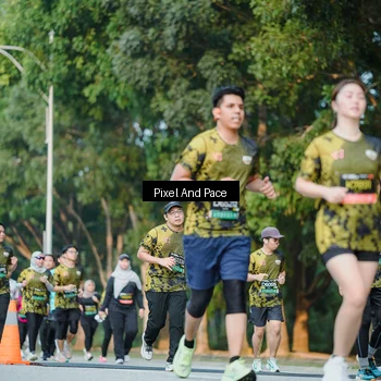 Runner Photo 6876972