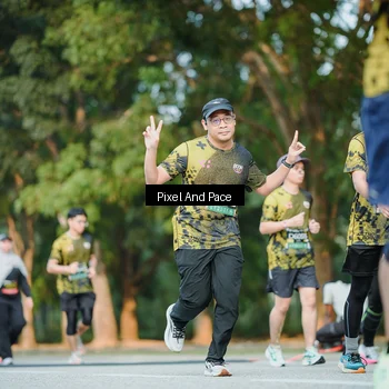 Runner Photo 6876980