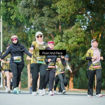 Runner Photo 6876981