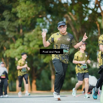 Runner Photo 6876994