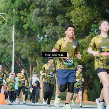 Runner Photo 6877019