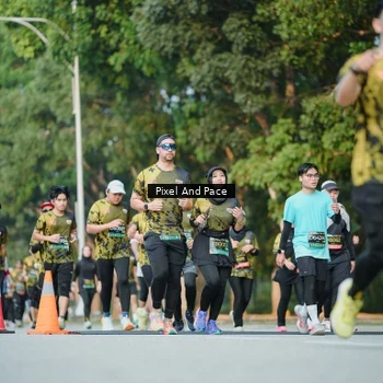 Runner Photo 6877044