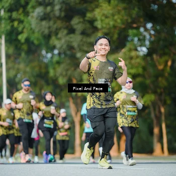 Runner Photo 6877048
