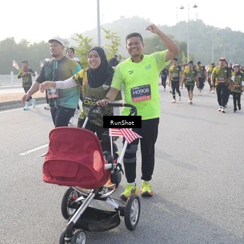 Runner Photo 6877050