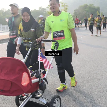 Runner Photo 6877076