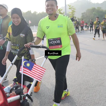 Runner Photo 6877095