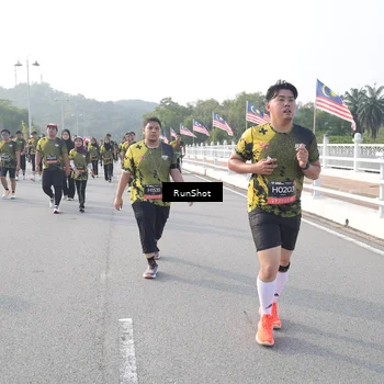 Runner Photo 6877099