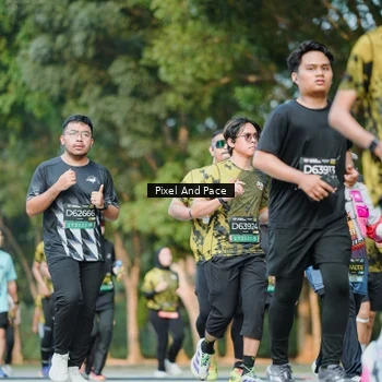 Runner Photo 6877108