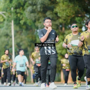 Runner Photo 6877130
