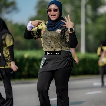 Runner Photo 6877141