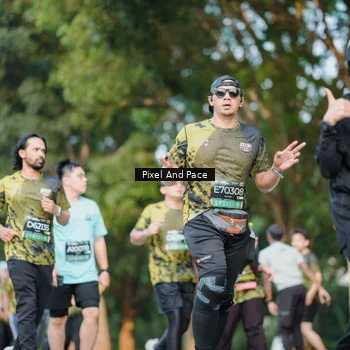 Runner Photo 6877149