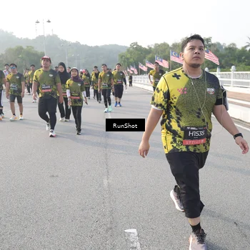 Runner Photo 6877153