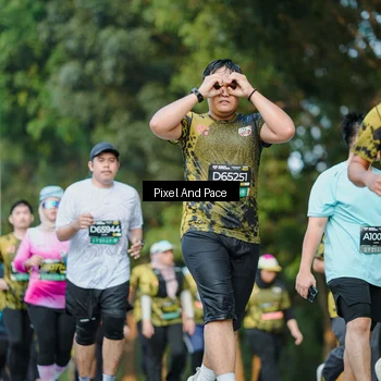 Runner Photo 6877171
