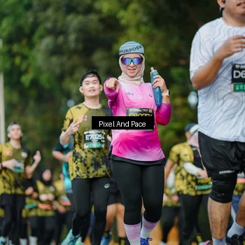 Runner Photo 6877188