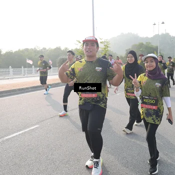 Runner Photo 6877192