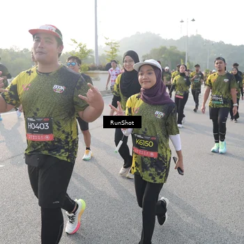 Runner Photo 6877203