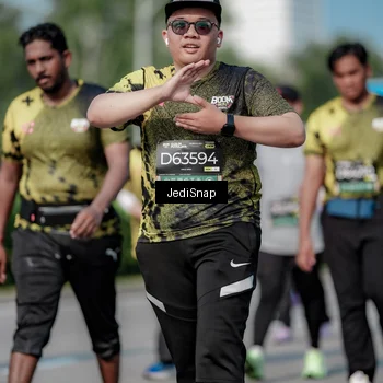 Runner Photo 6877209