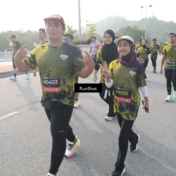 Runner Photo 6877212