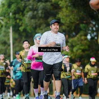 Runner Photo 6877221