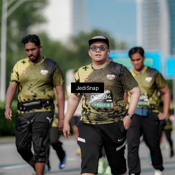Runner Photo 6877228