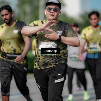 Runner Photo 6877229