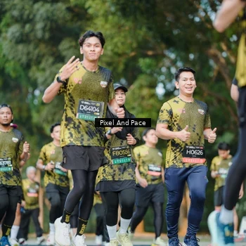 Runner Photo 6877242