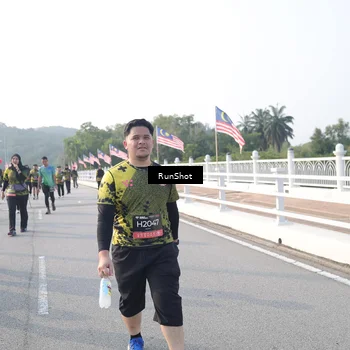 Runner Photo 6877260