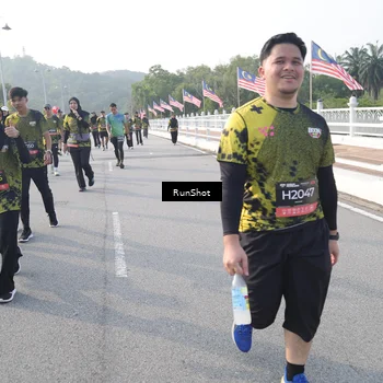 Runner Photo 6877281