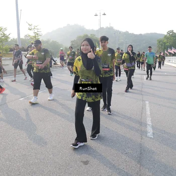 Runner Photo 6877283
