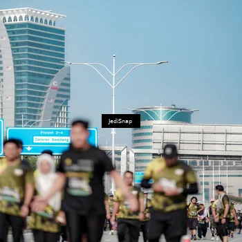 Runner Photo 6877368