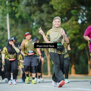 Runner Photo 6877370
