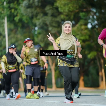 Runner Photo 6877373