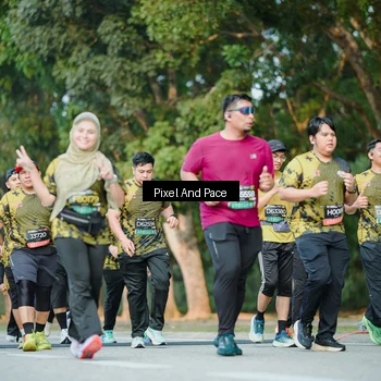 Runner Photo 6877377