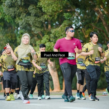 Runner Photo 6877381