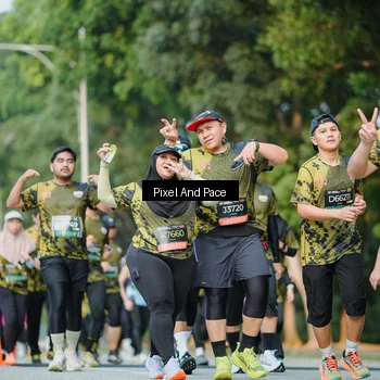 Runner Photo 6877391