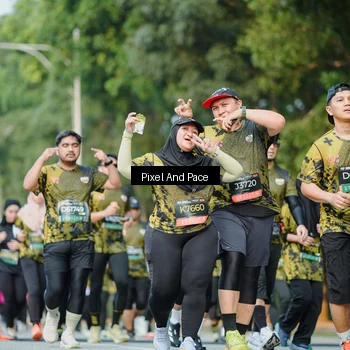 Runner Photo 6877394