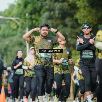 Runner Photo 6877440