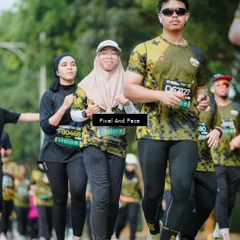 Runner Photo 6877456