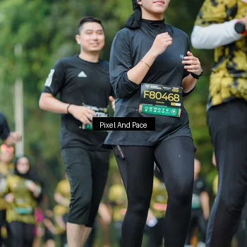 Runner Photo 6877473