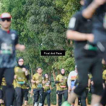 Runner Photo 6877480