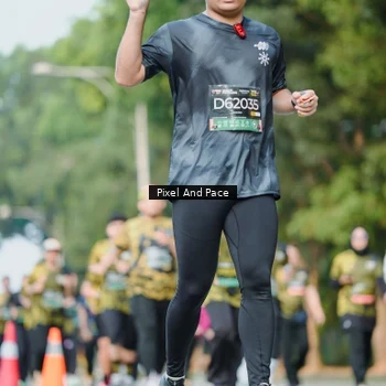 Runner Photo 6877516