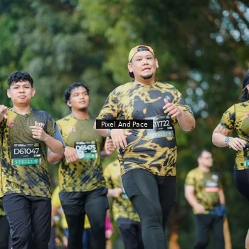 Runner Photo 6877530
