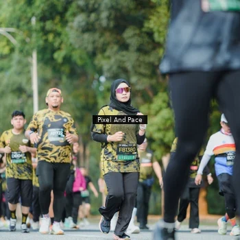 Runner Photo 6877533