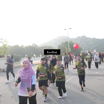 Runner Photo 6877563