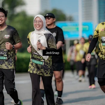 Runner Photo 6877568