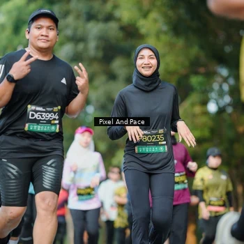 Runner Photo 6877591