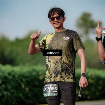 Runner Photo 6877628