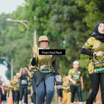Runner Photo 6877630