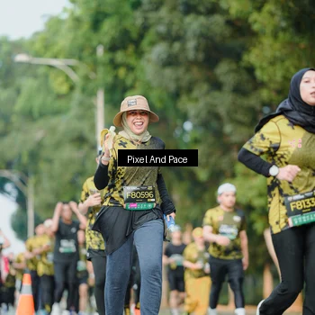 Runner Photo 6877641